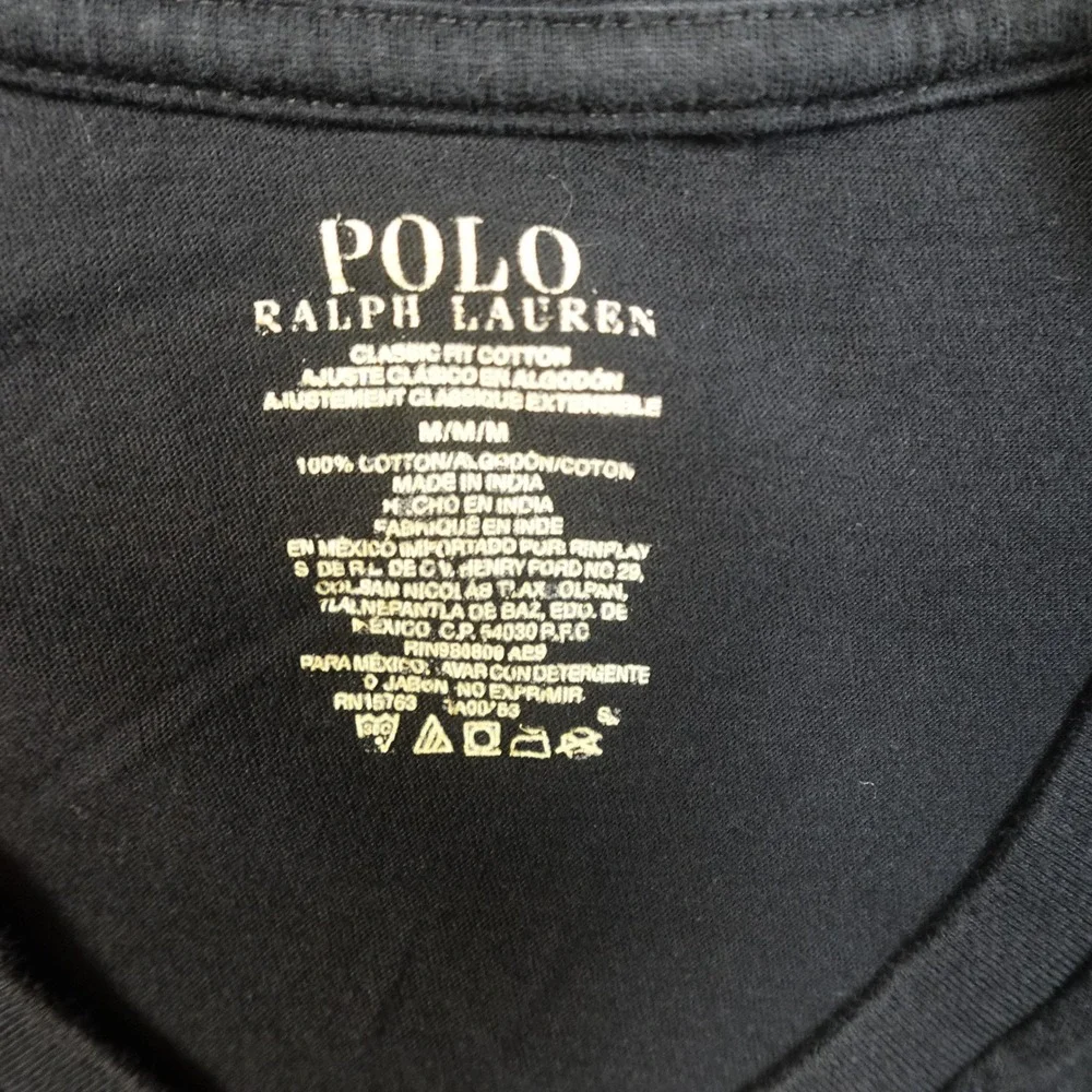 Polo Ralph Lauren Shirt Mens Medium Black Classic Fit Short Sleeve Tee VNeck‎